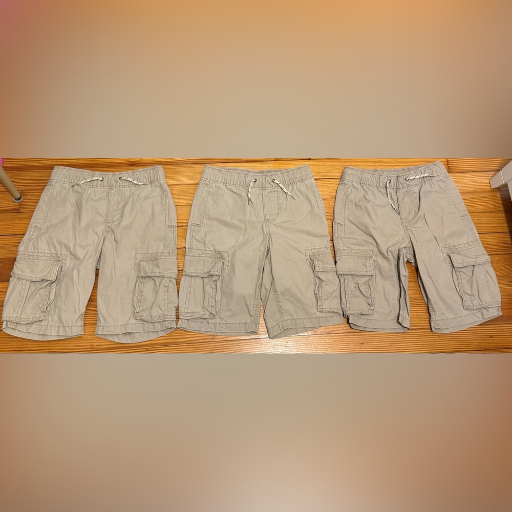 GAP kids L pull on cargo khaki shorts - 3 pairs